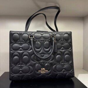 NWT！！Coach Large Maggie Tote Bag In Blocked Signature Leather Black CY672